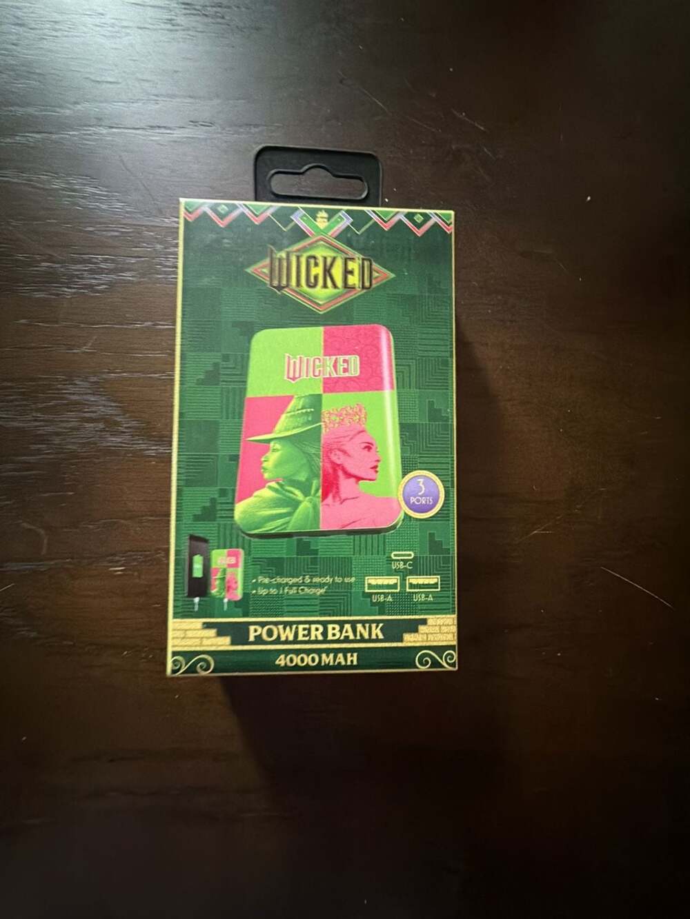 Wicked Glinda & Elphaba 4000mAh Power Bank